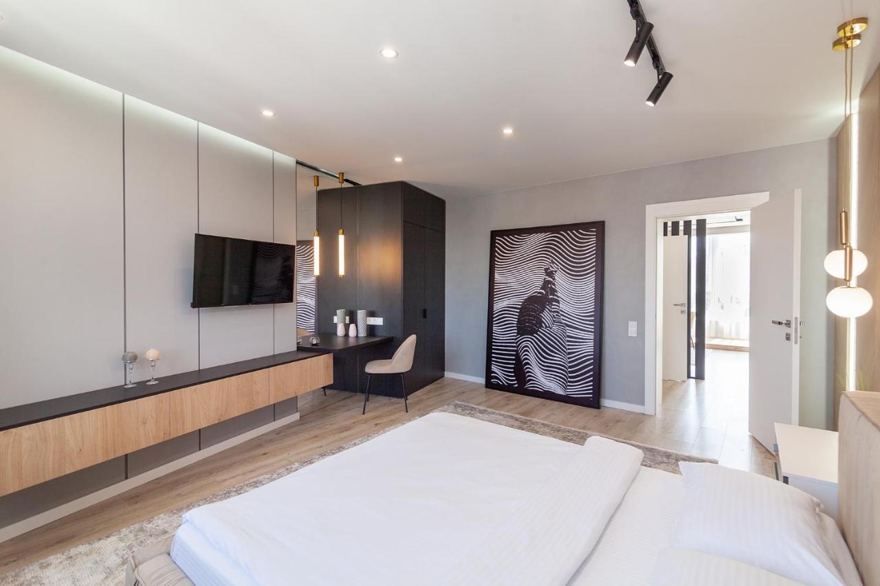 Royal Vip Jacuzzi Apart Lviv Kültér fotó