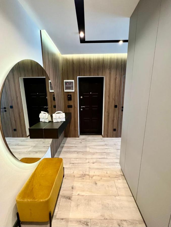 Royal Vip Jacuzzi Apart Lviv Kültér fotó