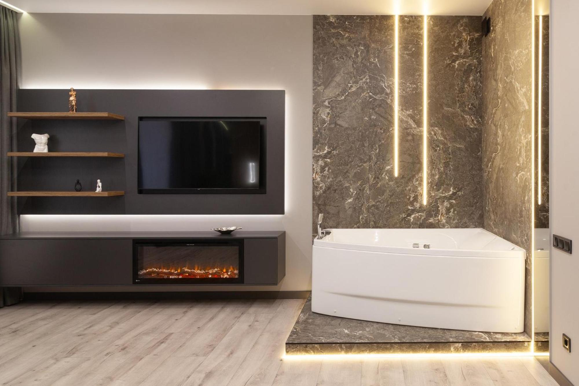 Royal Vip Jacuzzi Apart Lviv Kültér fotó