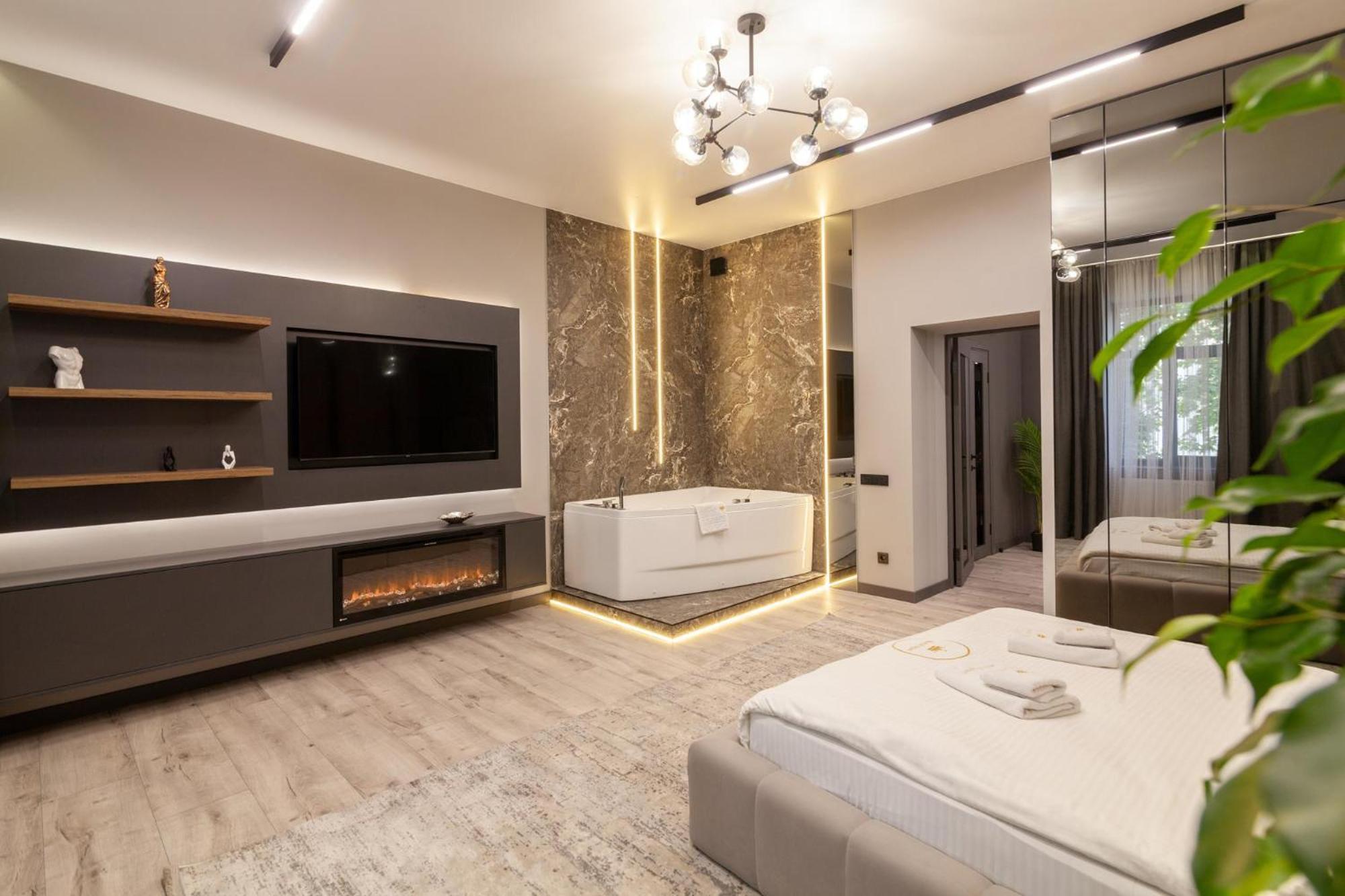 Royal Vip Jacuzzi Apart Lviv Kültér fotó